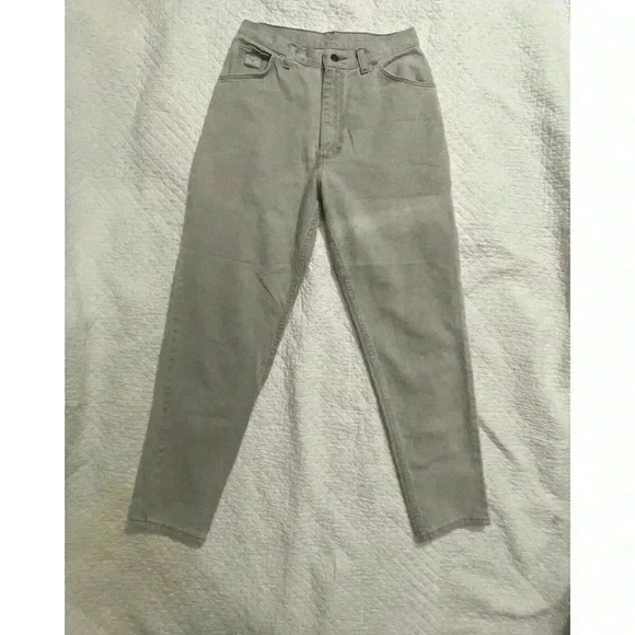 Wrangler Ladies Jeans Gray Size 9/10 Light Spot On Leg See Pictures - Picture 1 of 4